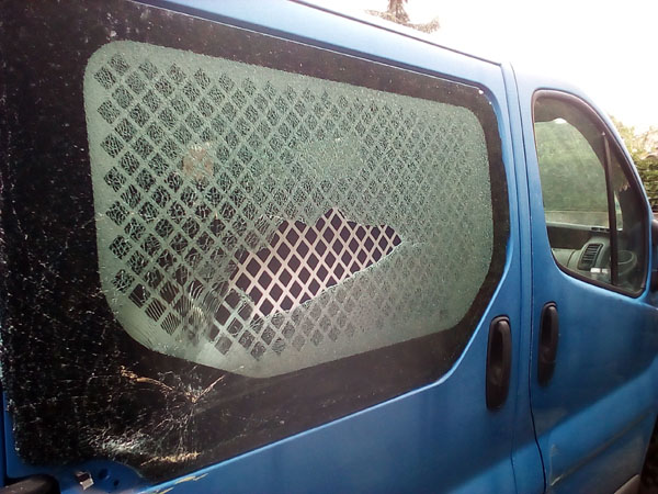 vitre cassée sur le Trafic